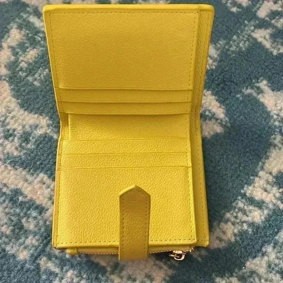 Anne Klein mustard, yellow leather wallet NWOT - Picture 3 of 5